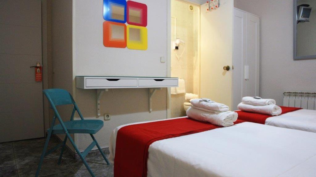 Hotel Ch Antonio à Madrid Chambre photo