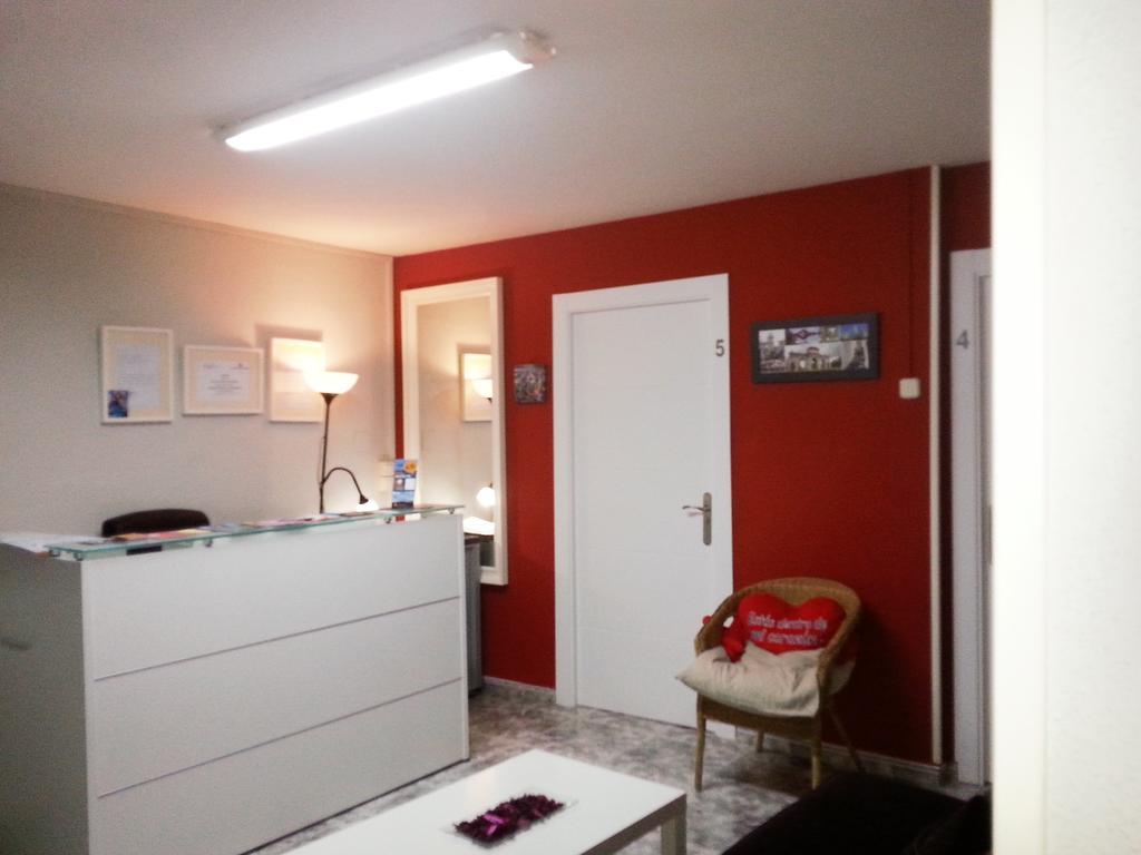 Hotel Ch Antonio à Madrid Extérieur photo