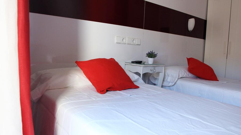 Hotel Ch Antonio à Madrid Extérieur photo
