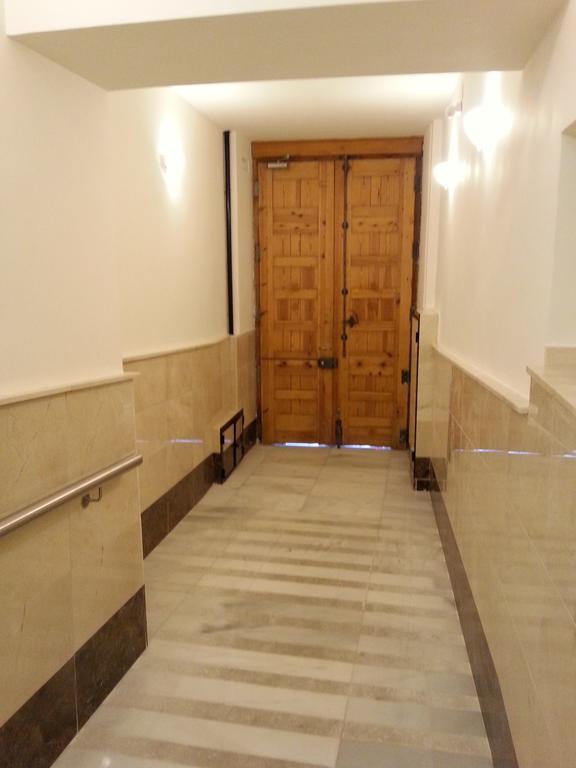 Hotel Ch Antonio à Madrid Extérieur photo